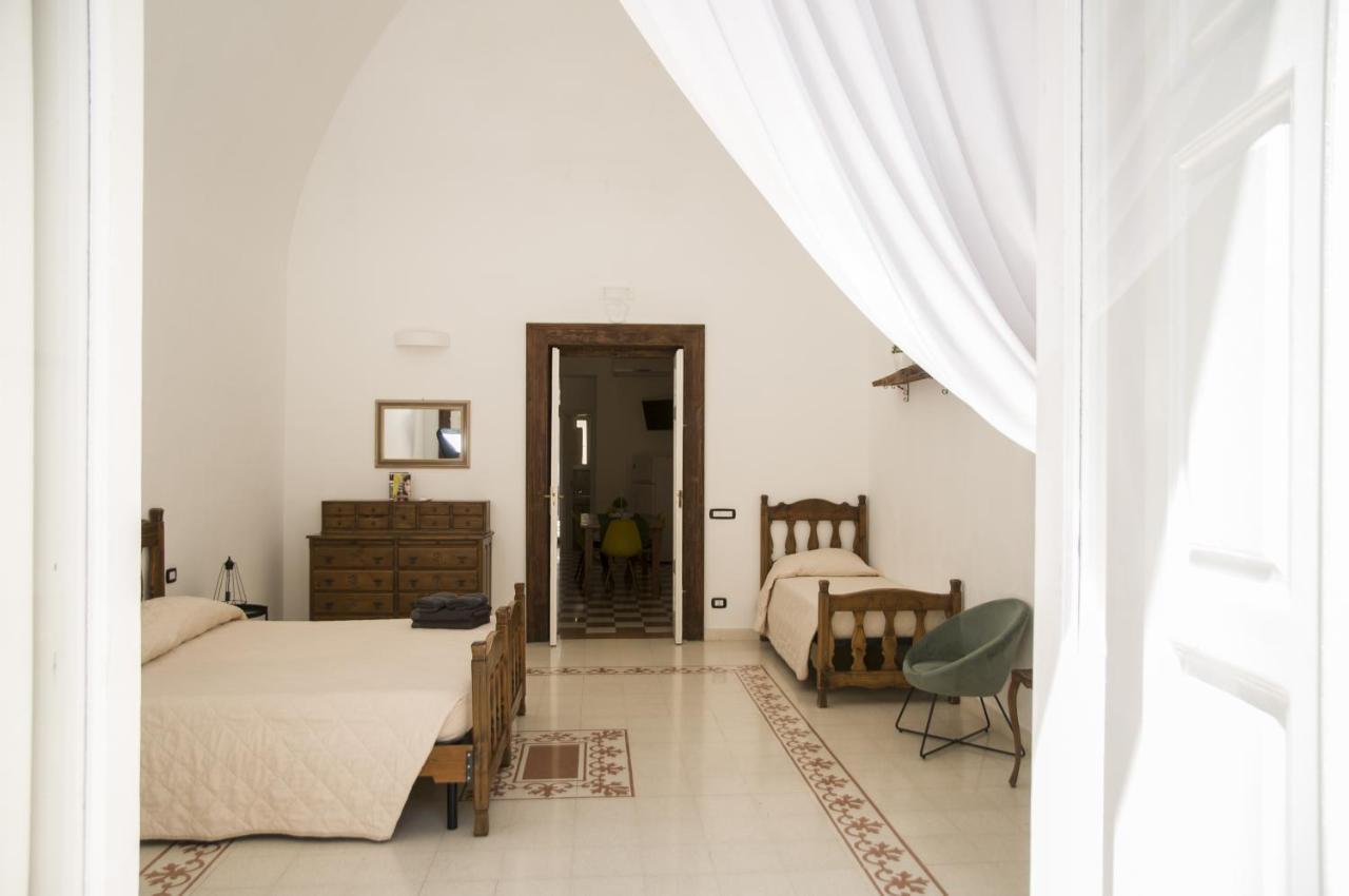 Palazzo Italia Apartments Bari Exterior foto